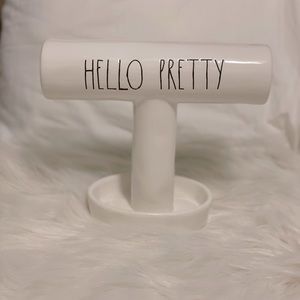 Rae Dunn 'HELLO PRETTY' Bracelet Holder